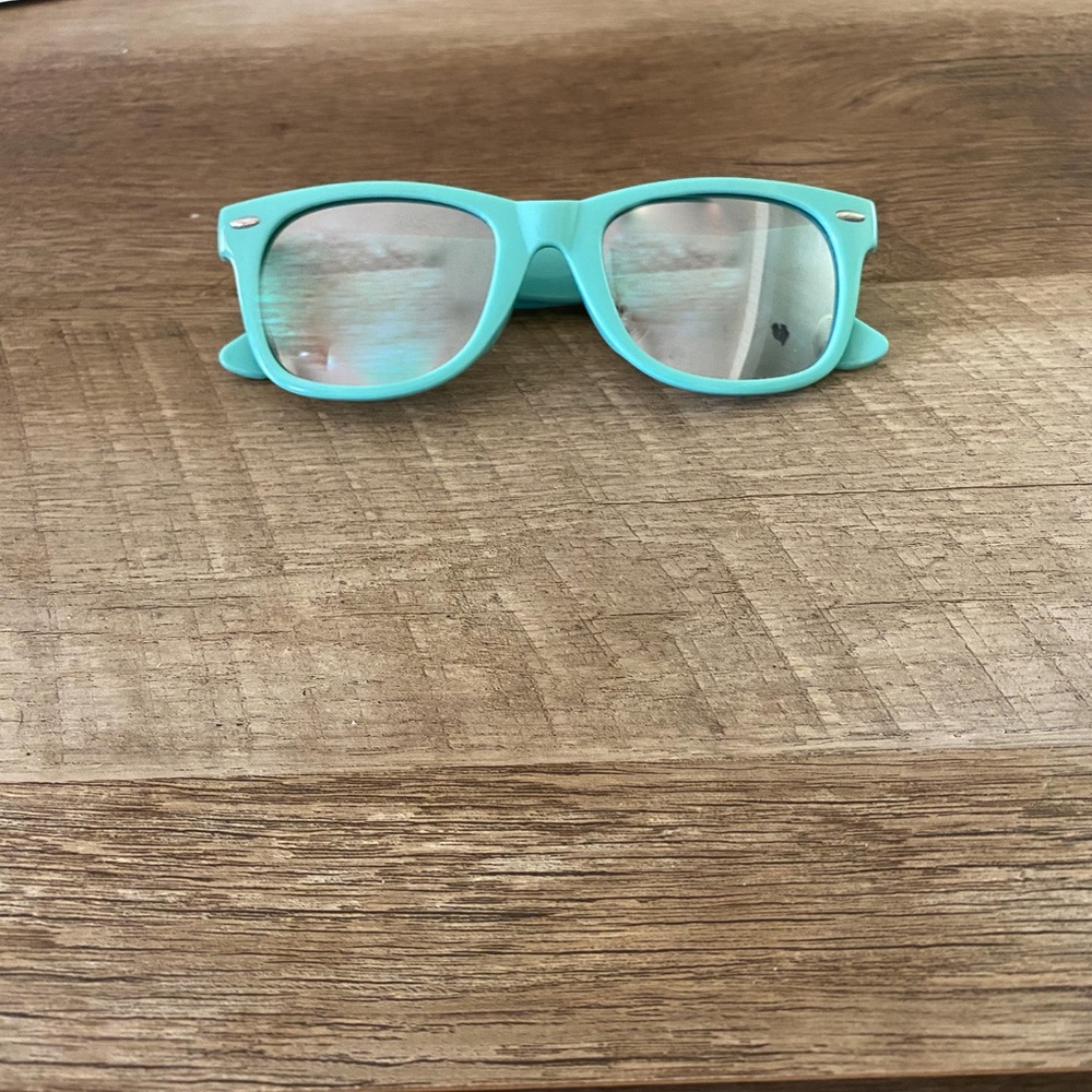 Turquoise Mirrored Sunglasses